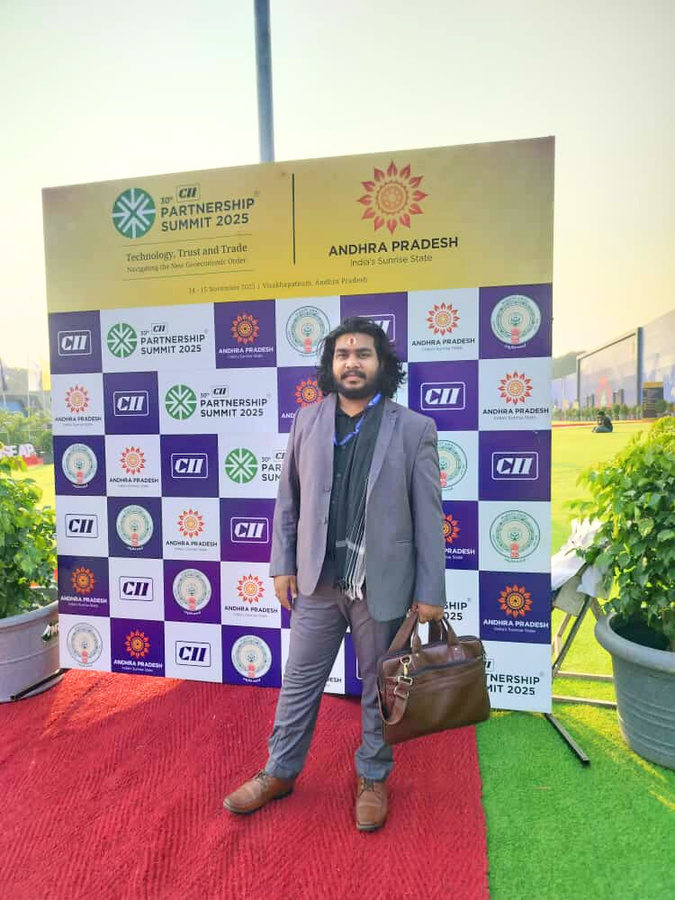 Venkatesh Kadali at the summit