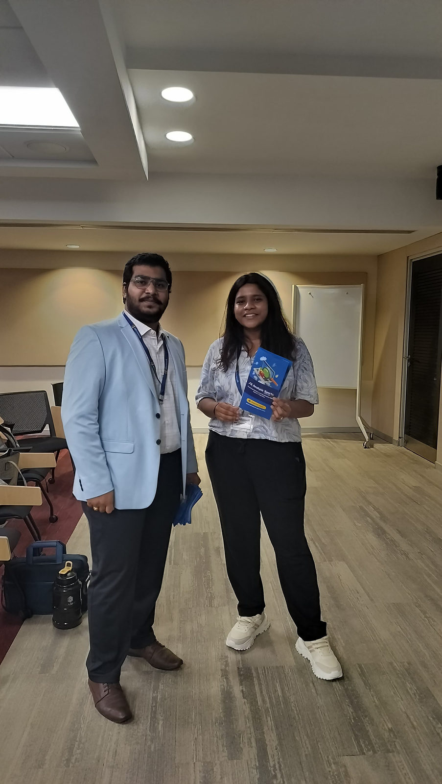 Students promoting AnalyticXperts