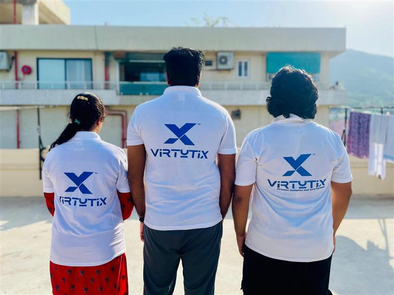 Team Virtutix IT in branded T-shirts